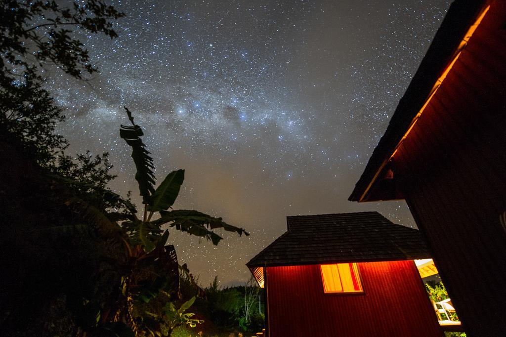 La Perruche Rouge Guest House Tamatoa Esterno foto